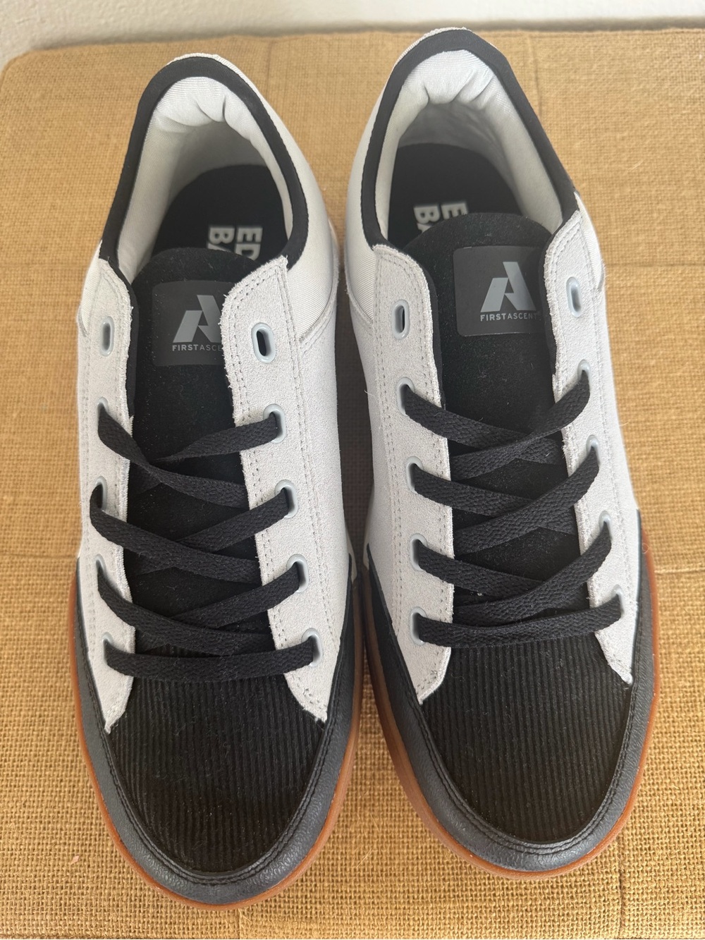 Men's Black and White Low-Top Sneakers Eddie Bauer 10.5